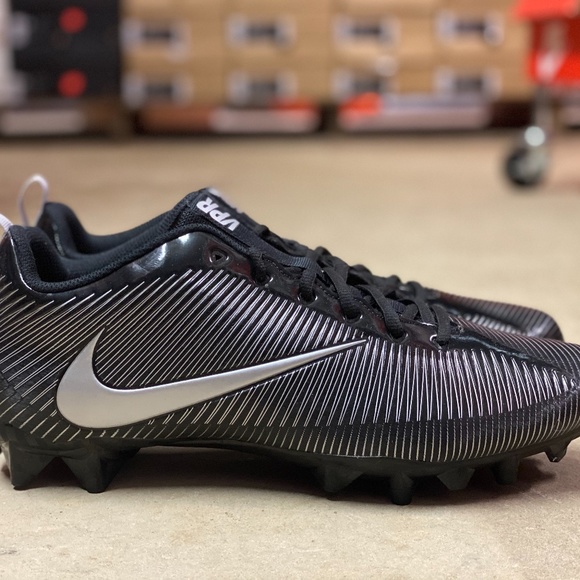 nike vapor strike football cleats